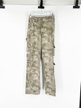 Abercrombie & Fitch Camo High Rise Cargo Pants LONG